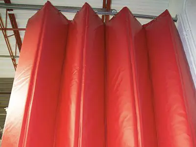red retractable curtain